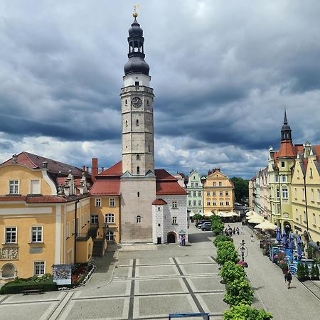 Apartament W Rynku For You Boleslawiec  Kültér fotó